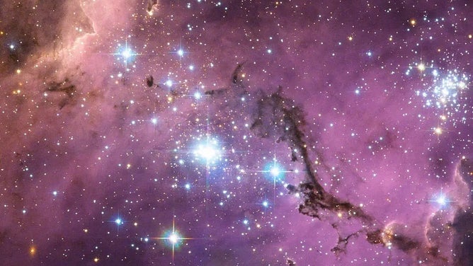 Visualization of the Large Magellanic Cloud.