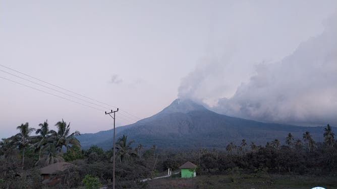 Mount Lewotobi Laki-Laki volcanic eruption Nov. 4, 2024.