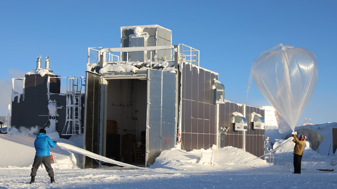 Measuring ozone over Antarctica