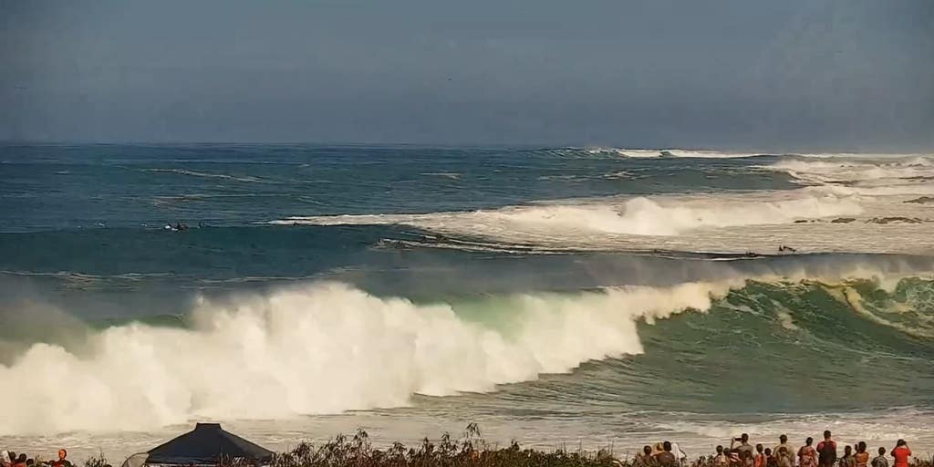 Landon McNamara Shines as Champion of the 2024 Eddie Aikau Big Wave Invitational