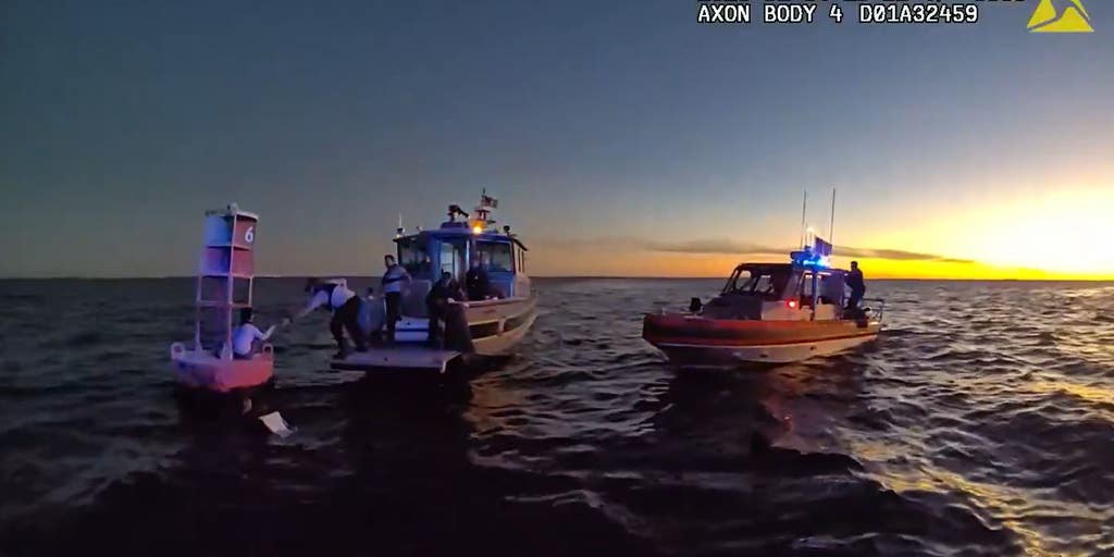 Watch 2 rescued clinging to buoy after boating accident off Florida