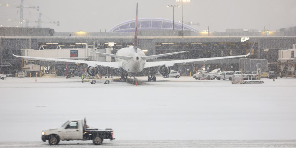 Winter storm blasts Southeast with snow, dangerous ice as widespread