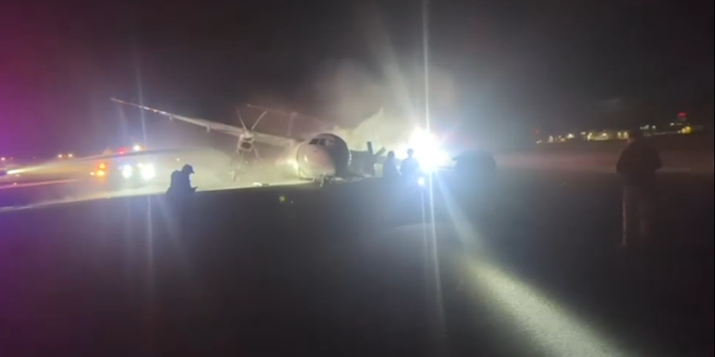 VIDEO Plane wing bursts into flames during Air Canada flight's hard