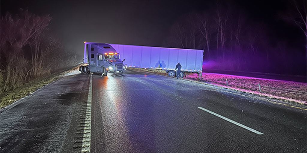 Winter storm threatens 27 states as heavy snow, crippling ice create