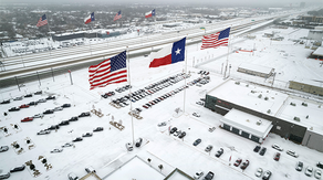 Houston airports, schools close as Texas to Florida prepares for potentially historic winter storm