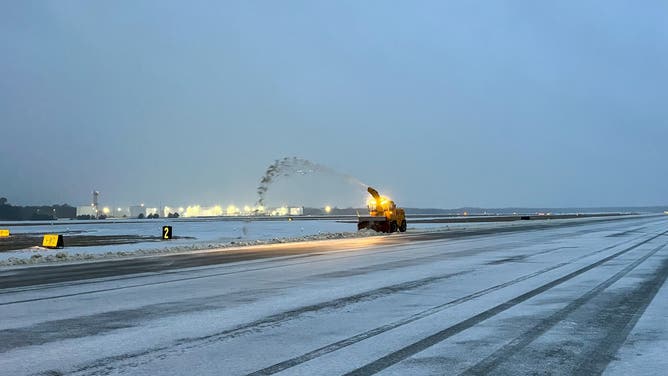 Snow at Houston's IAH Airport