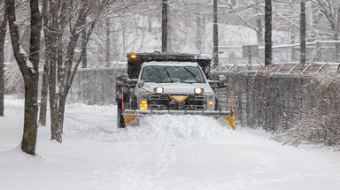 Photos: Hours of rare snowflakes in South end as storm charges up the East Coast, dumping inches of snow