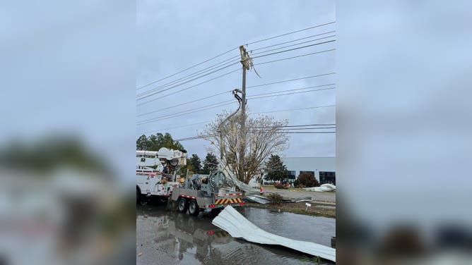 Possible tornado in Pensacola, Florida