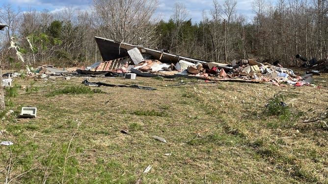 EF-2 Tornado in Morgan County, Tennessee