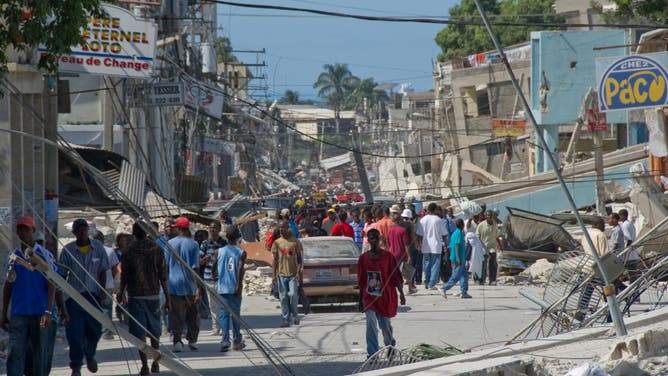 Main earthquake hits Haiti