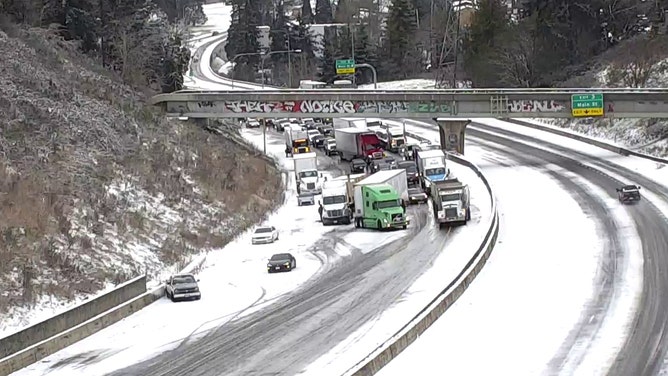 Spinouts along I-5 in Vancouver, WA