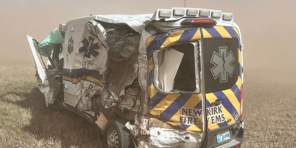 Dust storms wreak havoc in Texas, Oklahoma as at least 10 injured in ...
