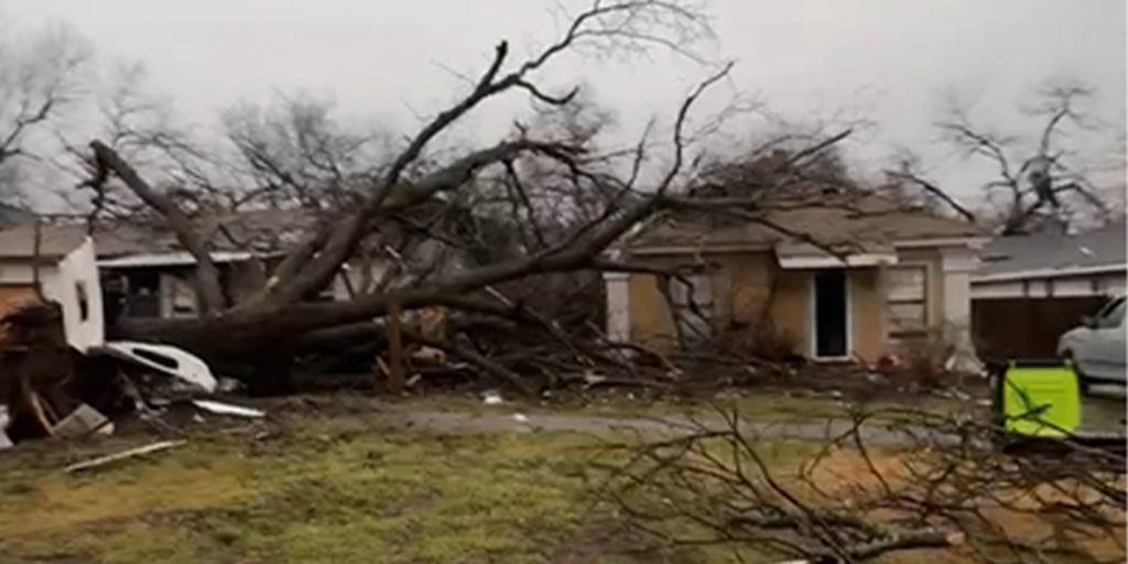 Severe weather outbreak across South kills 3 as tornadoes wreak havoc ...