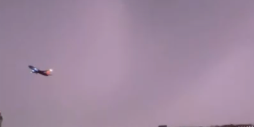 See it: Plane takes off as tornado spins near St. Louis Airport
