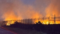Wildfire shuts down Florida Keys' famed 18-Mile Stretch, snarling traffic