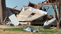 Mississippi tornadoes leave at least 6 dead as cleanup operations get underway