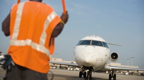 5 passengers injured on flight from Missouri to Houston due to significant turbulence