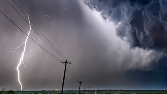 Millions at risk across Plains as large hail, possible intense tornadoes return to Kansas, Oklahoma - Fox News