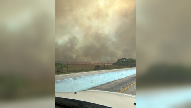 Fire closes Florida Keys Highway