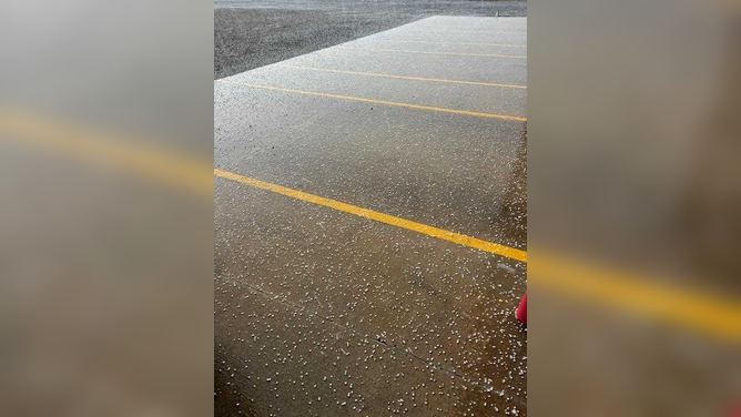 Pea size hail reported In Ellsworth, IL on Wednesday 3/19/2025