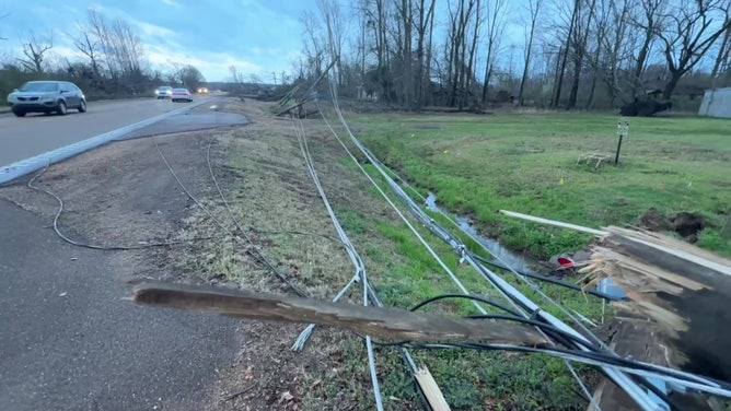 Tornado damage in Elliott, Mississippi