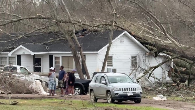 Tornado damage in Elliott, Mississippi