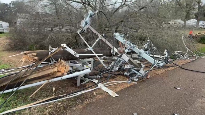 Tornado damage in Elliott, Mississippi