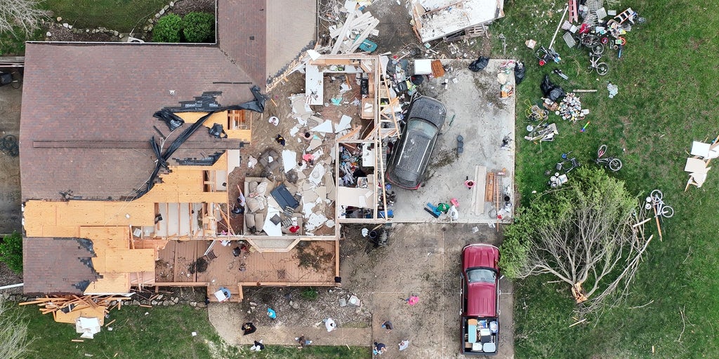 Watch: Drone video shows extensive damage following EF-2 tornado in Missouri Watch: Drone video shows extensive damage following EF-2 tornado in Missouri
