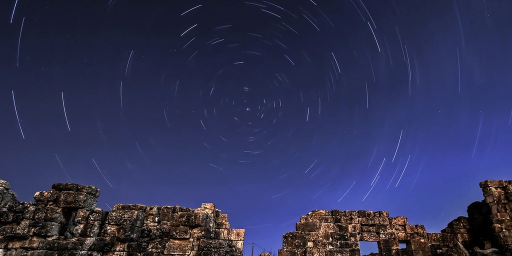 April skywatching guide: See the first full Moon of spring, spot Mercury, marvel at a meteor shower and more