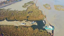 Crews race to clean up oil spill along Louisiana coastline