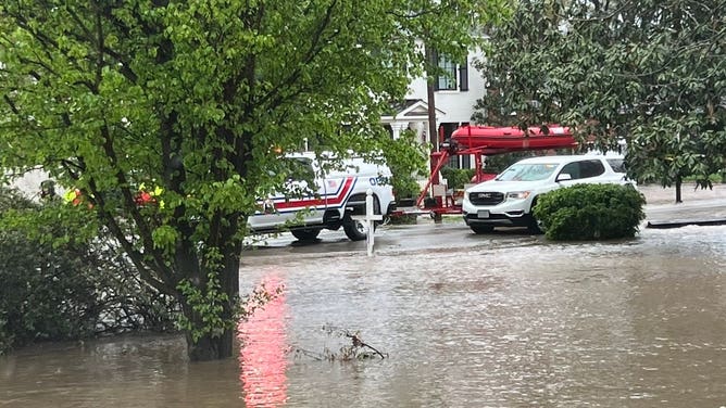Flood rescue in Nashville on Thursday.