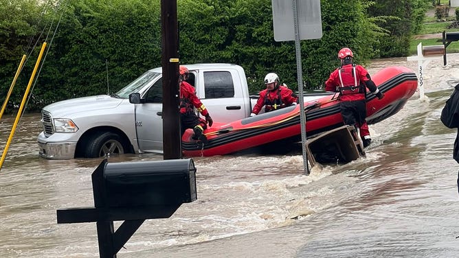 Flood rescue in Nashville on Thursday.