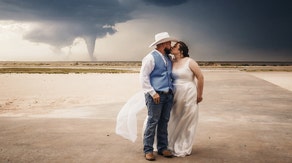 Love looms large in New Mexico as couple says 'I do' with tornado in tow