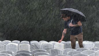 Stormy Memorial Day weekend forecast plagues Plains, South as millions of others dodge raindrops - Fox News