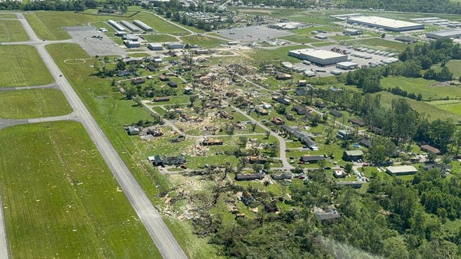 Tornado damage in London, Kentucky