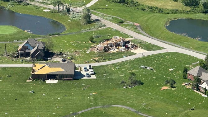 Tornado damage in London, Kentucky