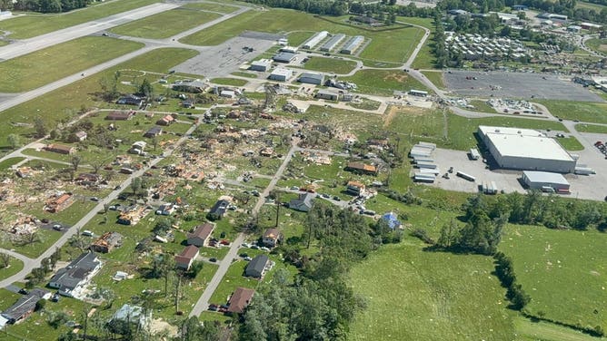 Tornado damage in London, Kentucky