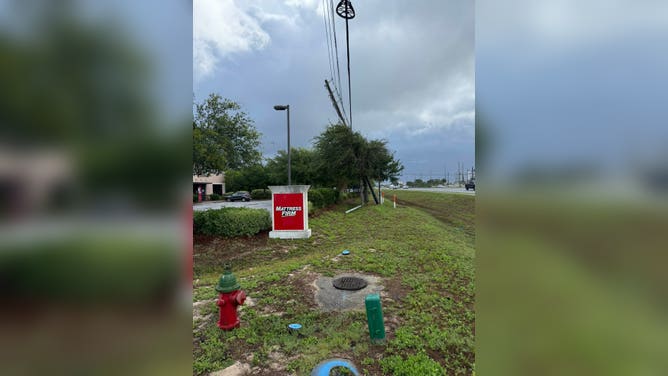 Possible tornado in Destin, Florida