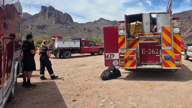 One hiker has died, and four others were rescued Sunday afternoon in the Superstition Mountains due to apparent heat-related issues, authorities reported.