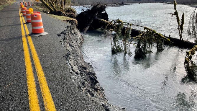 Washed out portion of Hoh Road.