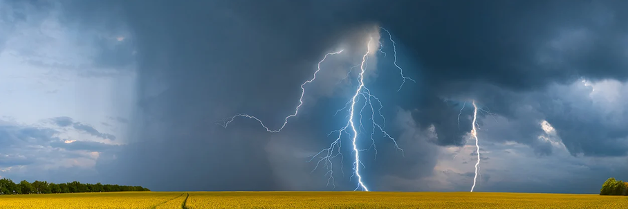 Storms packing damaging winds, tornadoes could slam cities from Ozarks to Mississippi Valley this weekend