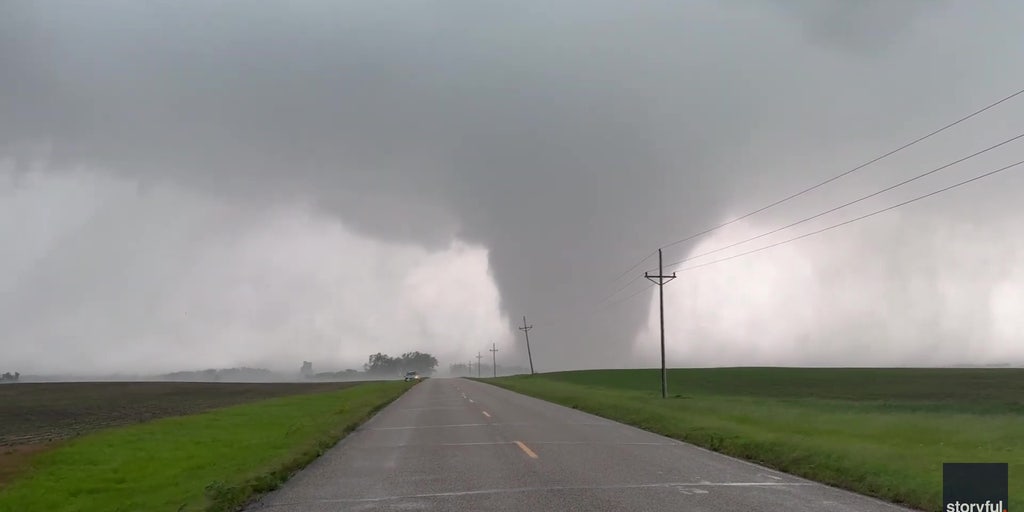 Deadly derecho leaves trail of damage as tornadoes, 100+ mph winds sweep across northern Plains | Fox Weather