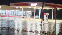 Daily Weather Update from FOX Weather: High-water rescues in Texas as torrential rain ignites flash flooding