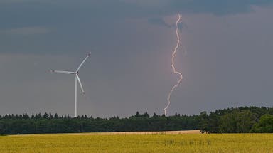 Bolts from the blue: How dangerous lightning can strike miles away from thunderstorms