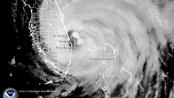 Hurricane Frances satellite image 2004.