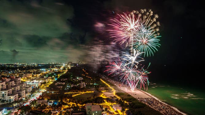 Miami Beach, Florida, Ocean Terrace, Fire on the Fourth, 4th of July Festival, fireworks display