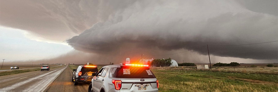 Level 4/5 threat: Dangerous severe weather blasts Texas, Oklahoma with huge hail, tornadoes