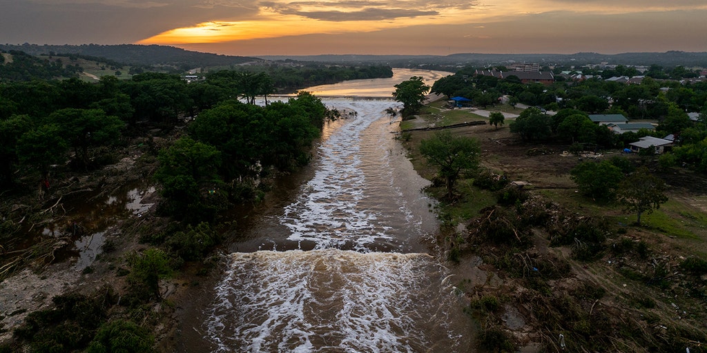 Deadly flooding devastates communities in Texas, New Mexico and North Carolina | Fox Weather