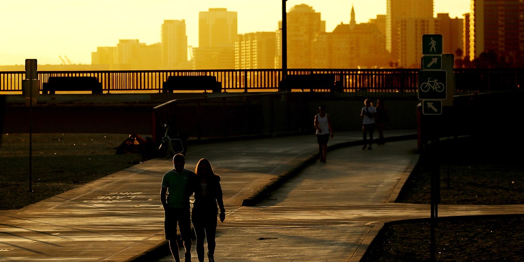 Old Farmer's Almanac warns of warm fall after sweltering summer