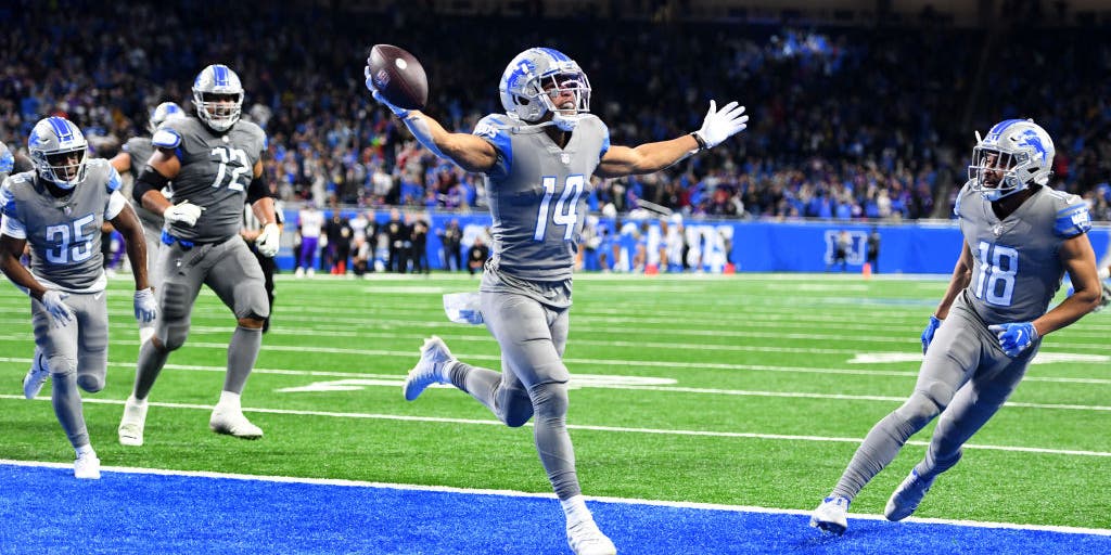 NFL season kicks off under fall-like conditions for annual Hall of Fame game